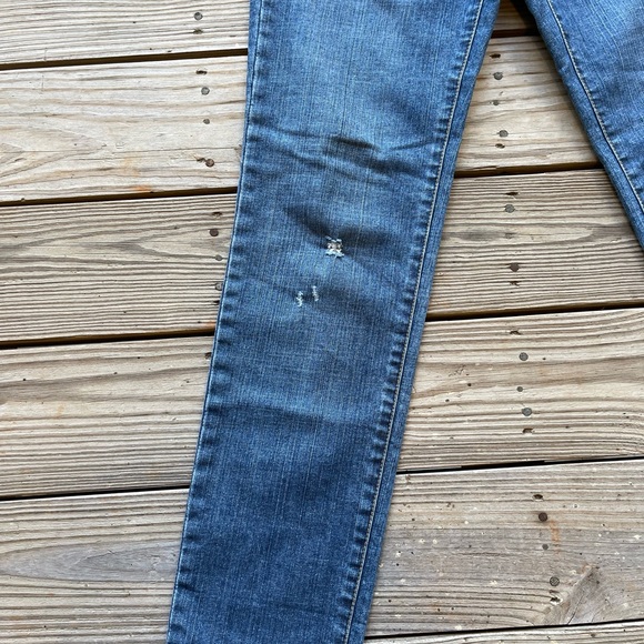 Ann Taylor LOFT Jeans - Boyfriend | Size 4 - Picture 7 of 8